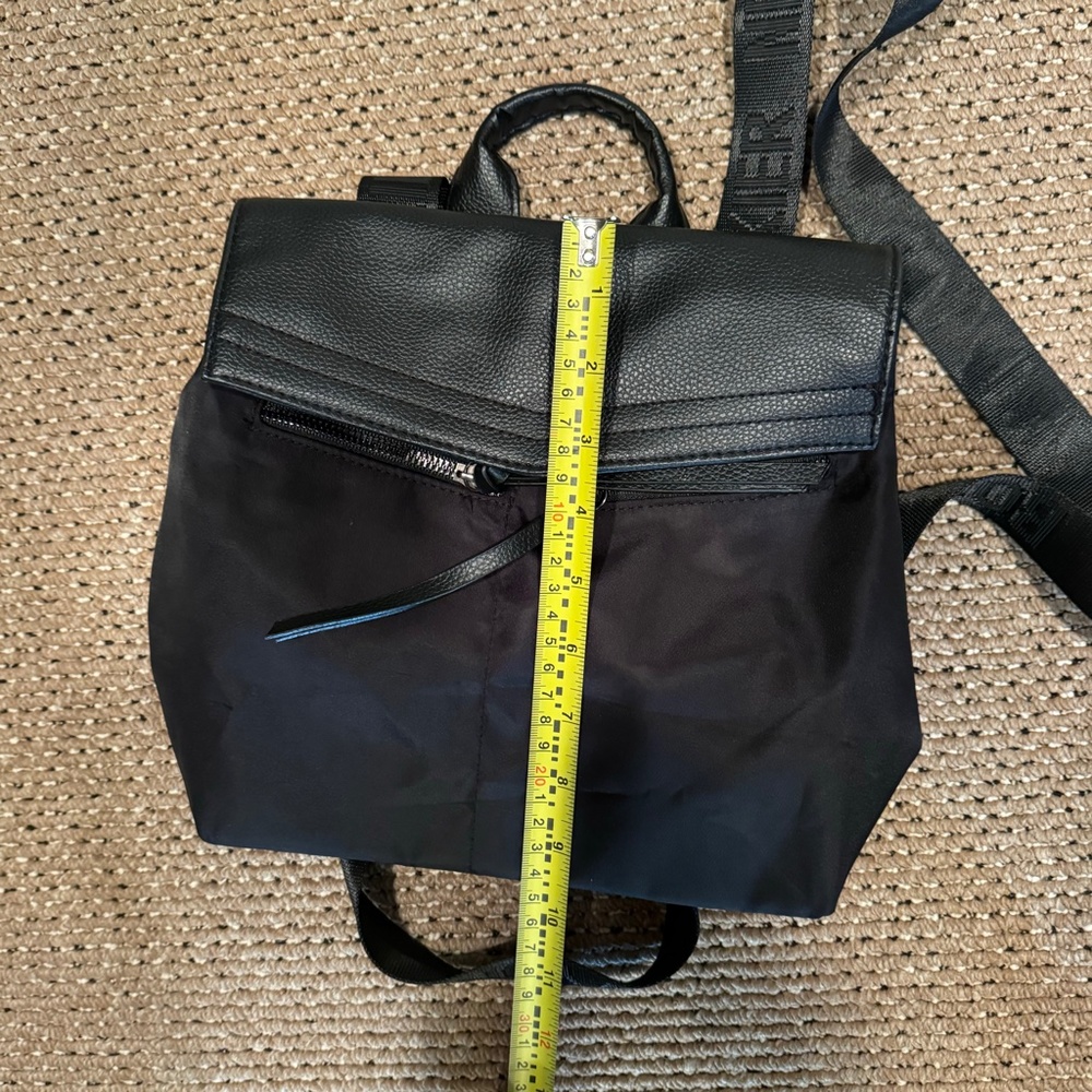 Botiker Mini Backpack Black - Picture 8 of 9